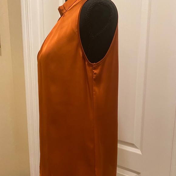 Top - Picture 3 of 5